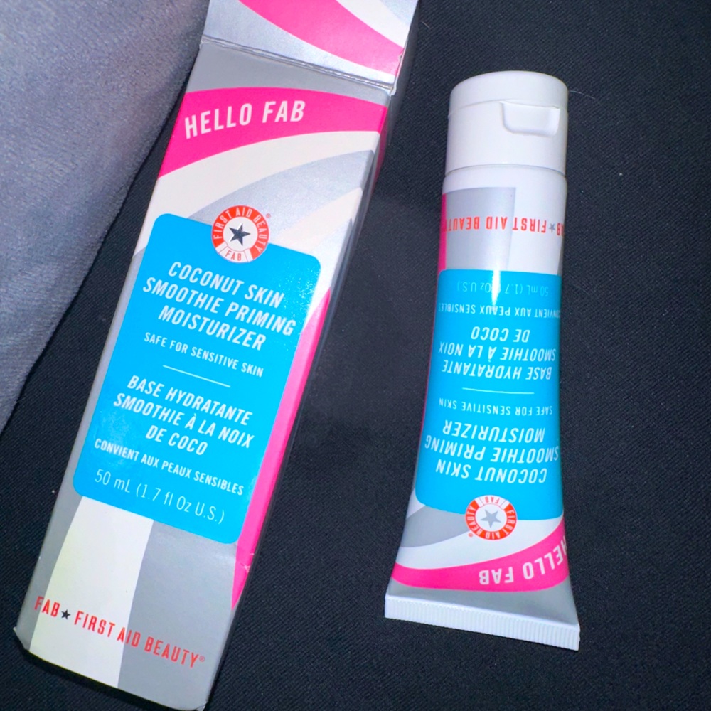 Brand new sealed first aid beauty coconut skin smooth priming moisturizer